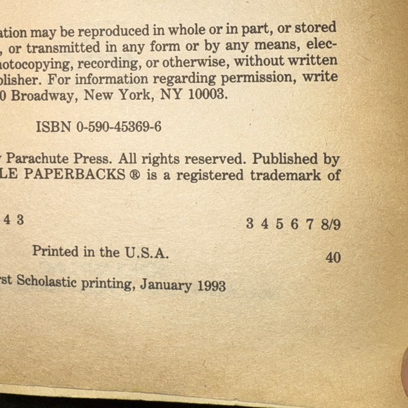 2 Books goosebumps ‘welcome to camp nightmare’ & ‘the curse of the mummy’s tomb’ - Picture 12 of 14